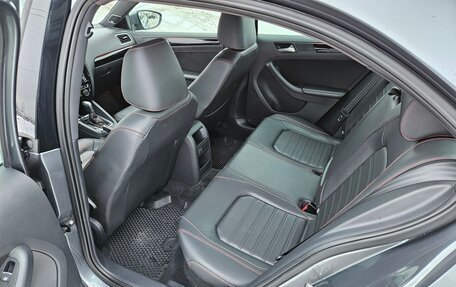 Volkswagen Jetta VI, 2016 год, 1 700 000 рублей, 10 фотография