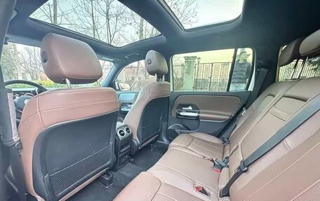 Mercedes-Benz GLB, 2021 год, 2 020 000 рублей, 10 фотография