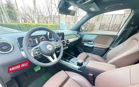 Mercedes-Benz GLB, 2021 год, 2 020 000 рублей, 11 фотография