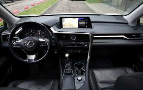 Lexus RX IV рестайлинг, 2016 год, 3 349 000 рублей, 8 фотография