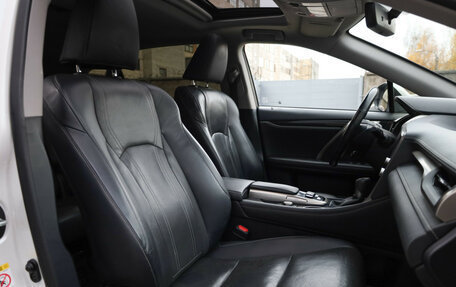 Lexus RX IV рестайлинг, 2016 год, 3 349 000 рублей, 11 фотография