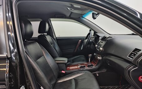 Toyota Highlander III, 2011 год, 1 890 000 рублей, 16 фотография