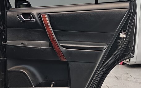 Toyota Highlander III, 2011 год, 1 890 000 рублей, 21 фотография