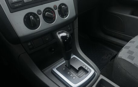 Ford Focus II рестайлинг, 2005 год, 379 000 рублей, 11 фотография