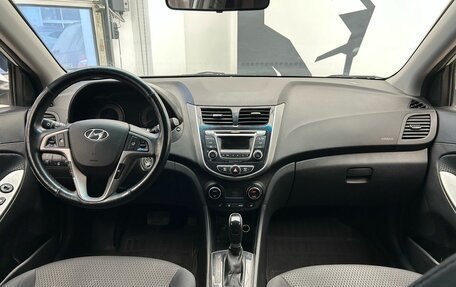 Hyundai Solaris II рестайлинг, 2015 год, 1 080 000 рублей, 11 фотография