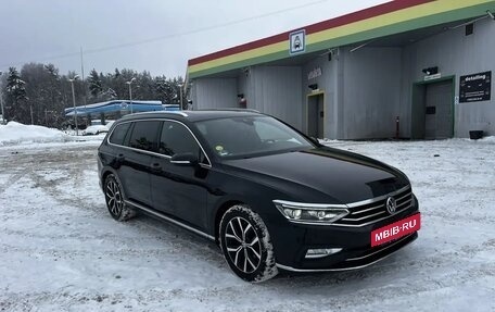 Volkswagen Passat B8 рестайлинг, 2020 год, 2 300 000 рублей, 2 фотография