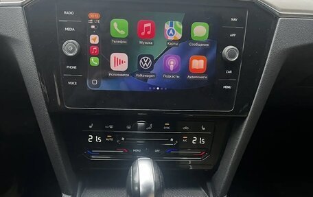 Volkswagen Passat B8 рестайлинг, 2020 год, 2 300 000 рублей, 19 фотография