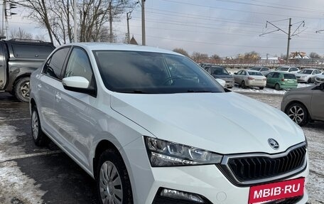 Skoda Rapid II, 2020 год, 1 749 000 рублей, 2 фотография