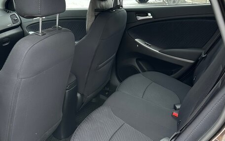 Hyundai Solaris II рестайлинг, 2015 год, 1 390 000 рублей, 9 фотография