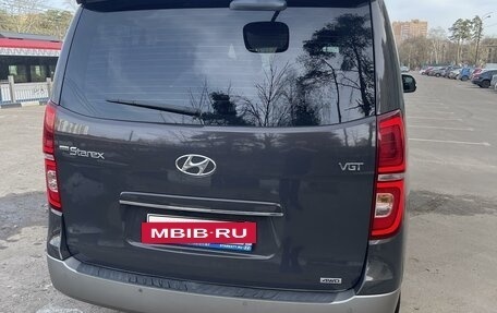 Hyundai Grand Starex Grand Starex I рестайлинг 2, 2019 год, 4 500 000 рублей, 4 фотография