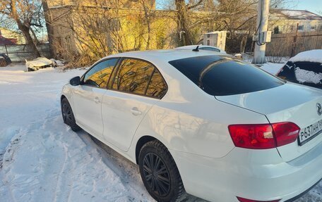 Volkswagen Jetta VI, 2013 год, 765 000 рублей, 3 фотография