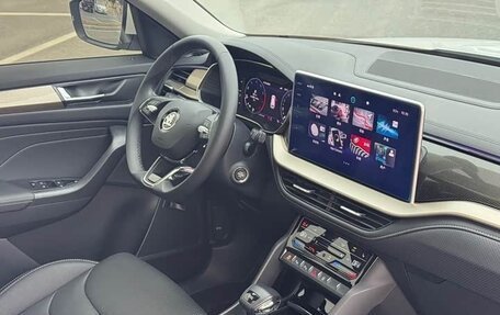 Skoda Kodiaq I, 2024 год, 3 480 000 рублей, 16 фотография