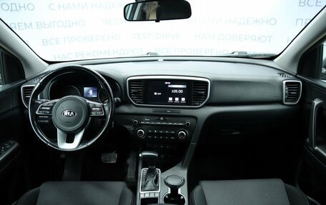 KIA Sportage IV рестайлинг, 2020 год, 2 190 000 рублей, 12 фотография