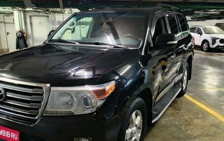 Toyota Land Cruiser 200, 2013 год, 2 950 000 рублей, 2 фотография