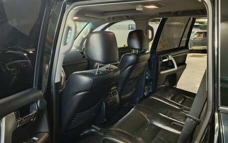 Toyota Land Cruiser 200, 2013 год, 2 950 000 рублей, 9 фотография