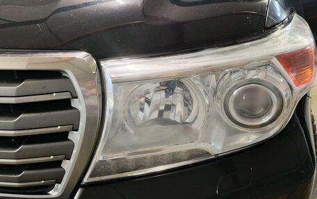 Toyota Land Cruiser 200, 2013 год, 2 950 000 рублей, 25 фотография