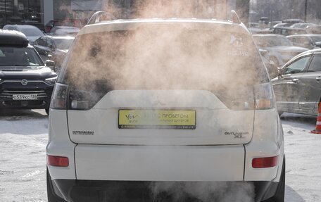 Mitsubishi Outlander III рестайлинг 3, 2011 год, 1 259 000 рублей, 8 фотография