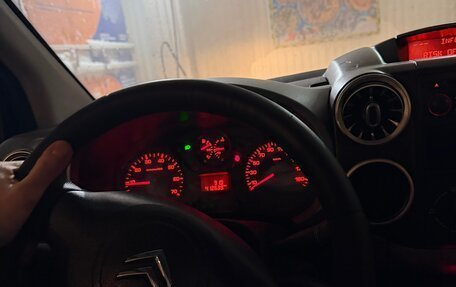 Citroen Berlingo II рестайлинг, 2010 год, 450 000 рублей, 4 фотография