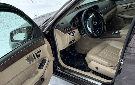 Mercedes-Benz E-Класс, 2012 год, 1 600 000 рублей, 5 фотография