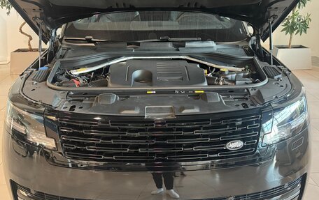 Land Rover Range Rover IV рестайлинг, 2023 год, 18 000 000 рублей, 11 фотография