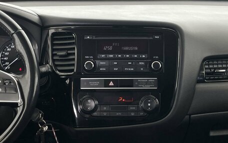 Mitsubishi Outlander III рестайлинг 3, 2019 год, 2 090 000 рублей, 17 фотография