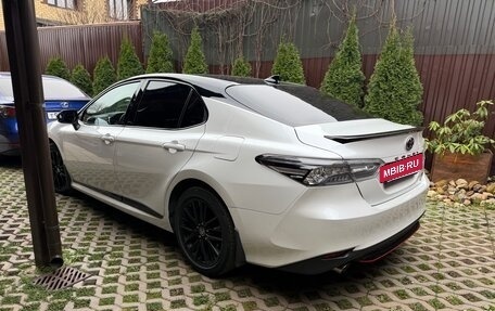 Toyota Camry, 2021 год, 3 590 000 рублей, 3 фотография