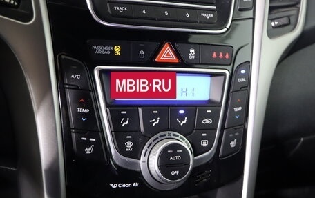 Hyundai i30 II рестайлинг, 2013 год, 949 990 рублей, 18 фотография