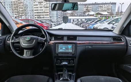 Skoda Superb III рестайлинг, 2011 год, 1 599 000 рублей, 17 фотография