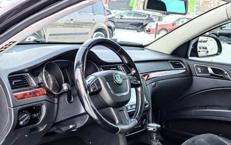 Skoda Superb III рестайлинг, 2011 год, 1 599 000 рублей, 20 фотография