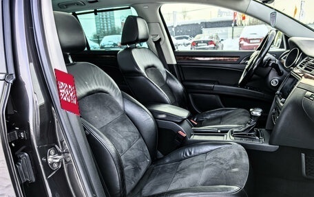 Skoda Superb III рестайлинг, 2011 год, 1 599 000 рублей, 12 фотография