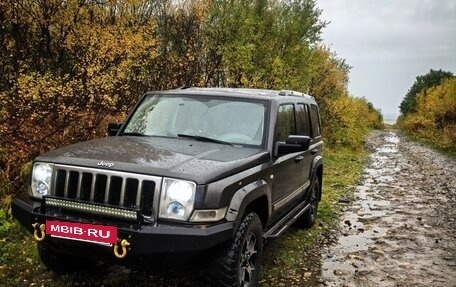 Jeep Commander, 2006 год, 1 600 000 рублей, 2 фотография