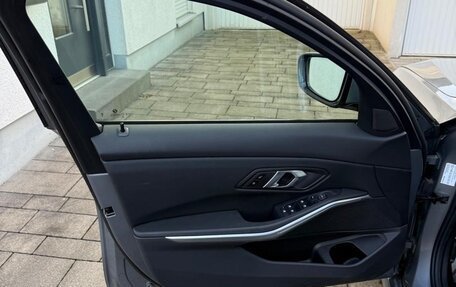 BMW 3 серия, 2022 год, 4 140 000 рублей, 12 фотография