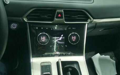 CheryExeed TXL, 2022 год, 2 450 000 рублей, 6 фотография