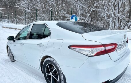 Toyota Camry, 2018 год, 2 350 000 рублей, 4 фотография