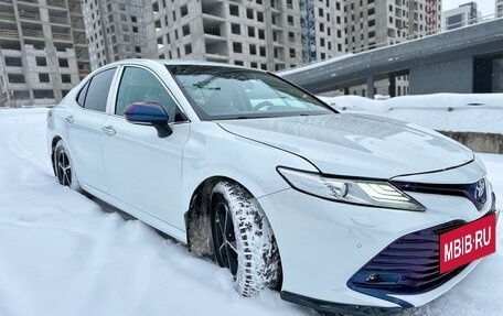 Toyota Camry, 2018 год, 2 350 000 рублей, 2 фотография