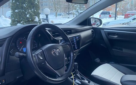 Toyota Corolla, 2018 год, 1 890 000 рублей, 7 фотография