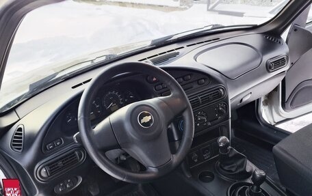 Chevrolet Niva I рестайлинг, 2018 год, 690 000 рублей, 10 фотография