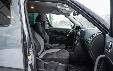 Skoda Yeti I рестайлинг, 2017 год, 1 500 000 рублей, 11 фотография