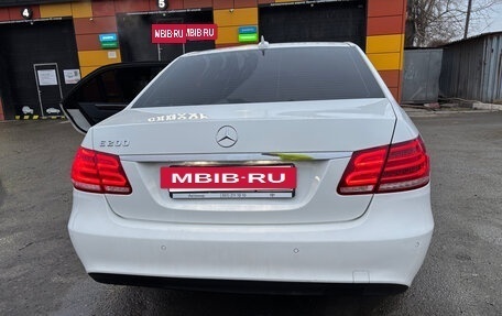 Mercedes-Benz E-Класс, 2013 год, 1 500 000 рублей, 6 фотография