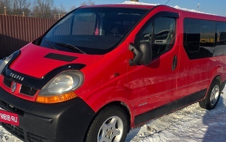 Renault Trafic, 2002 год, 999 000 рублей, 1 фотография
