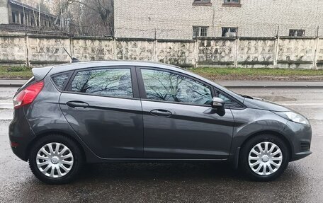 Ford Fiesta, 2018 год, 690 000 рублей, 8 фотография