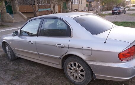 Hyundai Sonata IV рестайлинг, 2006 год, 270 000 рублей, 3 фотография