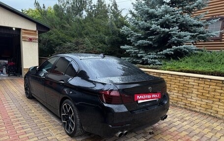 BMW 5 серия, 2014 год, 2 440 000 рублей, 4 фотография