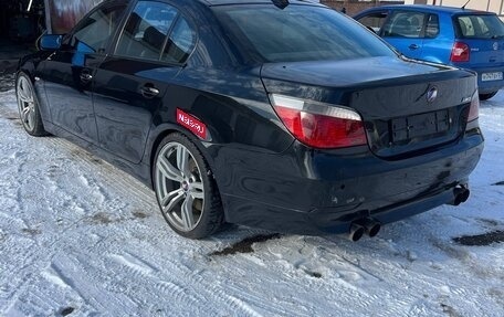 BMW 5 серия, 2004 год, 850 000 рублей, 3 фотография