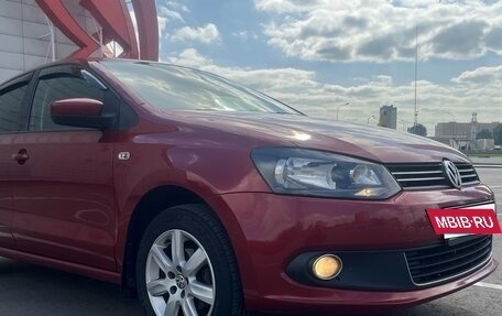 Volkswagen Polo VI (EU Market), 2012 год, 700 000 рублей, 3 фотография