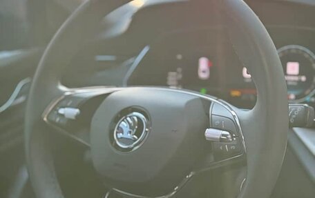 Skoda Octavia IV, 2022 год, 2 250 000 рублей, 11 фотография