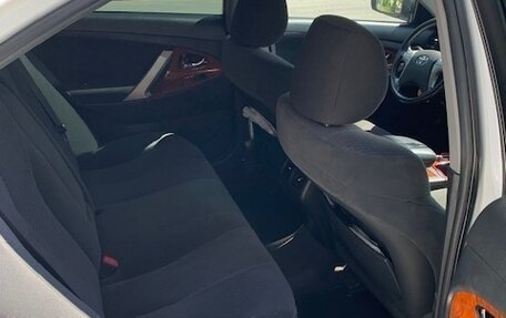 Toyota Camry, 2011 год, 1 100 000 рублей, 6 фотография