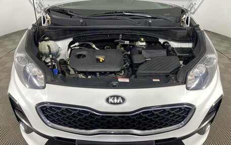 KIA Sportage IV рестайлинг, 2018 год, 1 880 000 рублей, 4 фотография