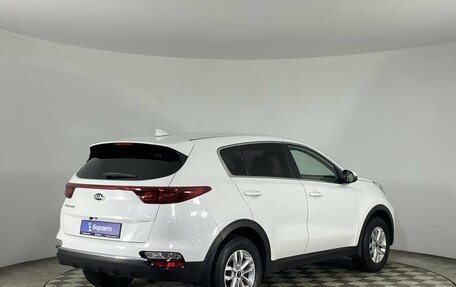 KIA Sportage IV рестайлинг, 2018 год, 1 880 000 рублей, 6 фотография