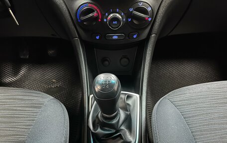 Hyundai Solaris II рестайлинг, 2016 год, 895 000 рублей, 12 фотография